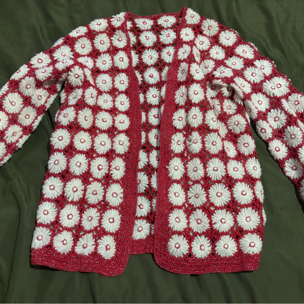 Vintage hand made crocheted floral cardigan